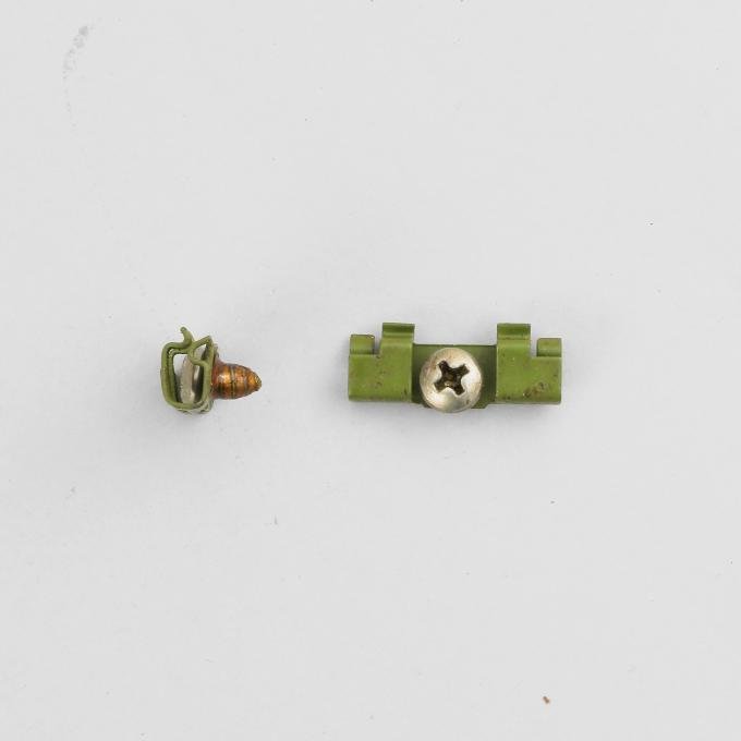 Detroit Muscle Technologies Mopar 6000966 Window Reveal Trim Clip & Screw CHR6000966