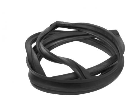 Precision Sedans and Wagon Models - Windshield Self-locking Weatherstrip Seal Works With Chrome Trim That Inserts into Body Clips WCR D672
