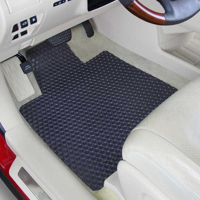 Lloyd® Rubbertite™ Custom Fit Floor & Cargo Mats | Moparts