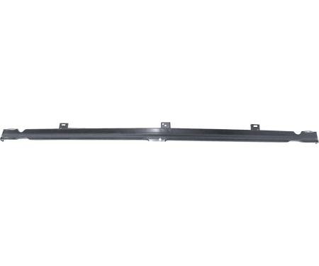 OER 1989-91 Chevrolet, GMC, R/V Pickup, Blazer, Jimmy, Suburban, Front Bumper Filler Panel, Lower T70288
