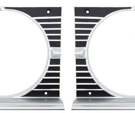 OER 1968 DART HEADLAMP BEZELS PAIR *881127